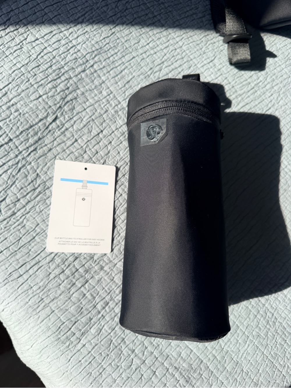 lululemon athletica Black Clip Bottle Bag- speaker case